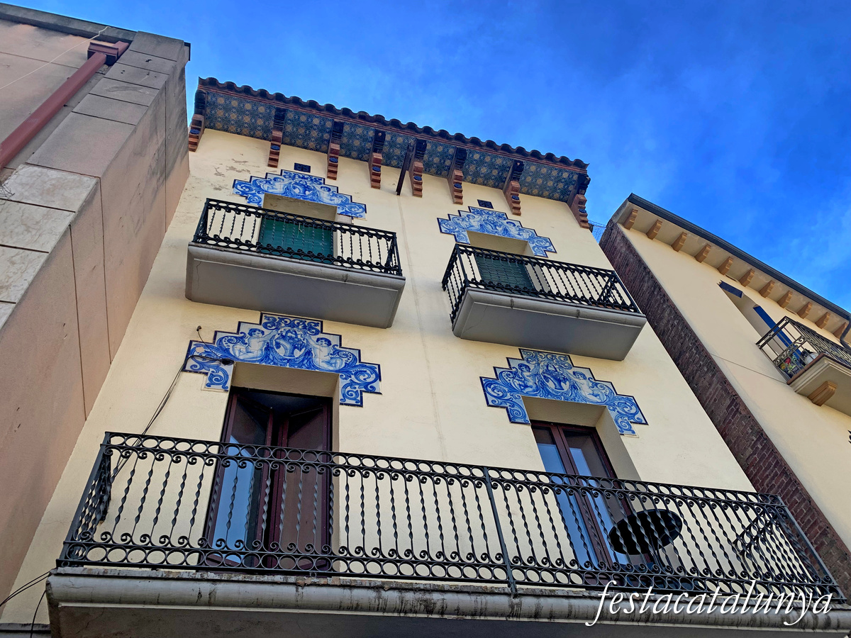 Mollet del Vallès - Plaça de Prat de la Riba - Casa núm. 20 