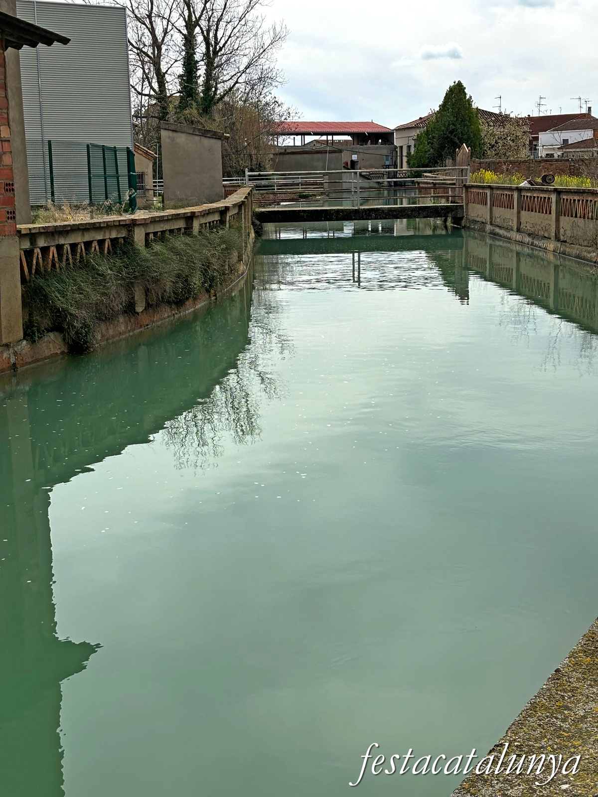 Alfarràs - Antic molí i fàbrica 