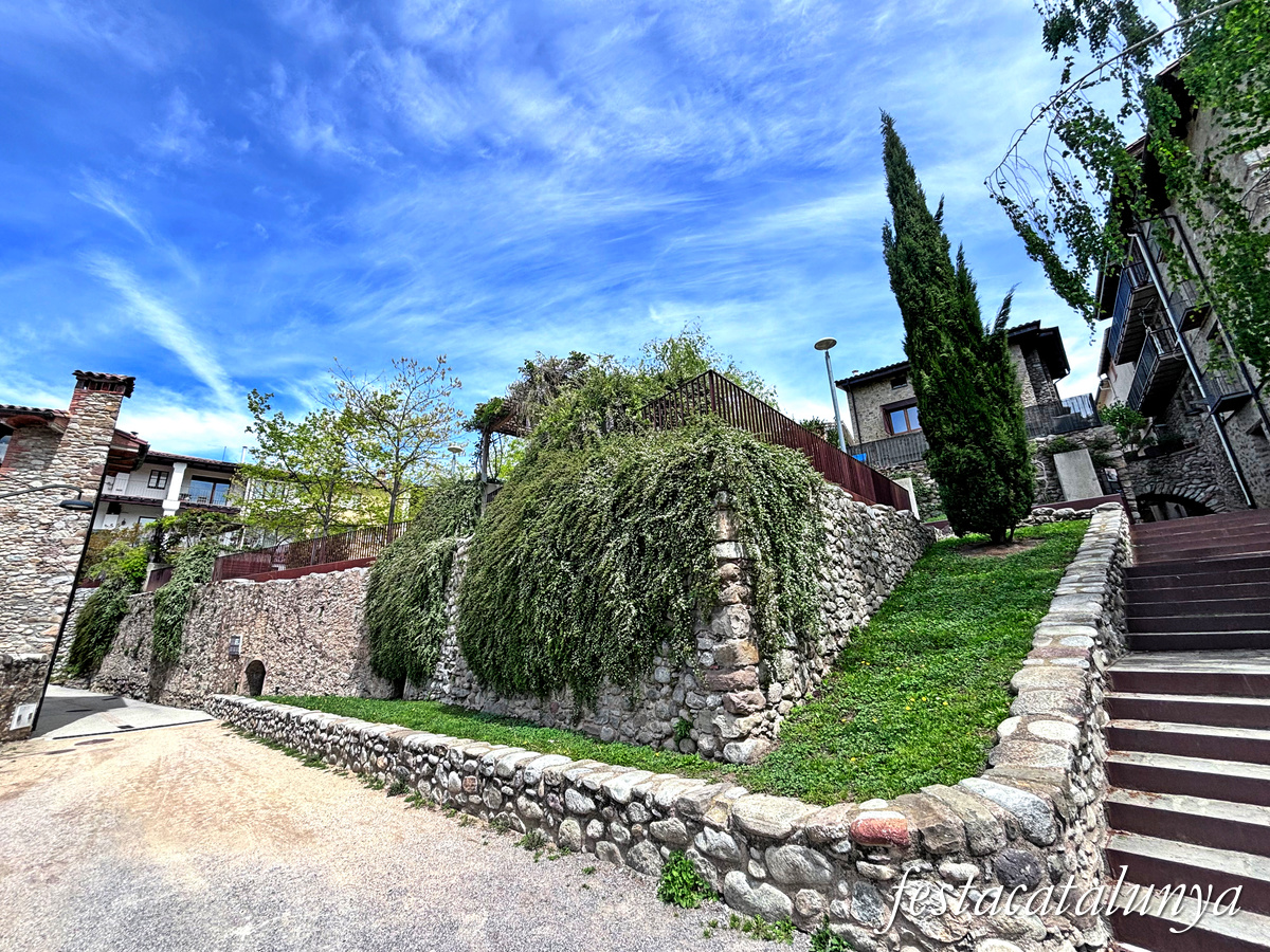 Sant Joan de les Abadesses - Parc de la Muralla 