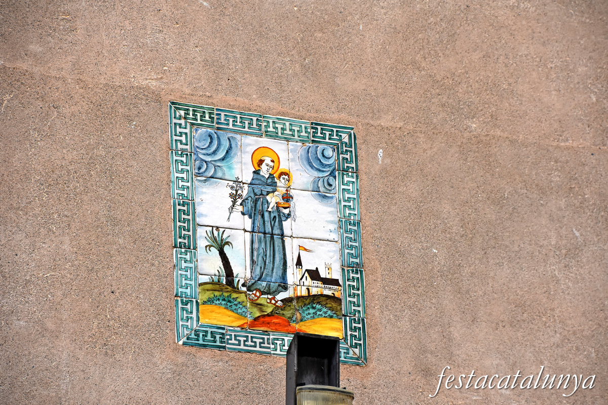 Sant Joan de les Abadesses - Plaça Major