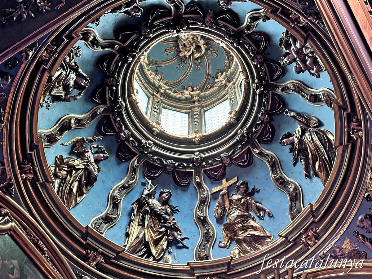 Sant Joan de les Abadesses - Capella dels Dolors de l'església del monestir