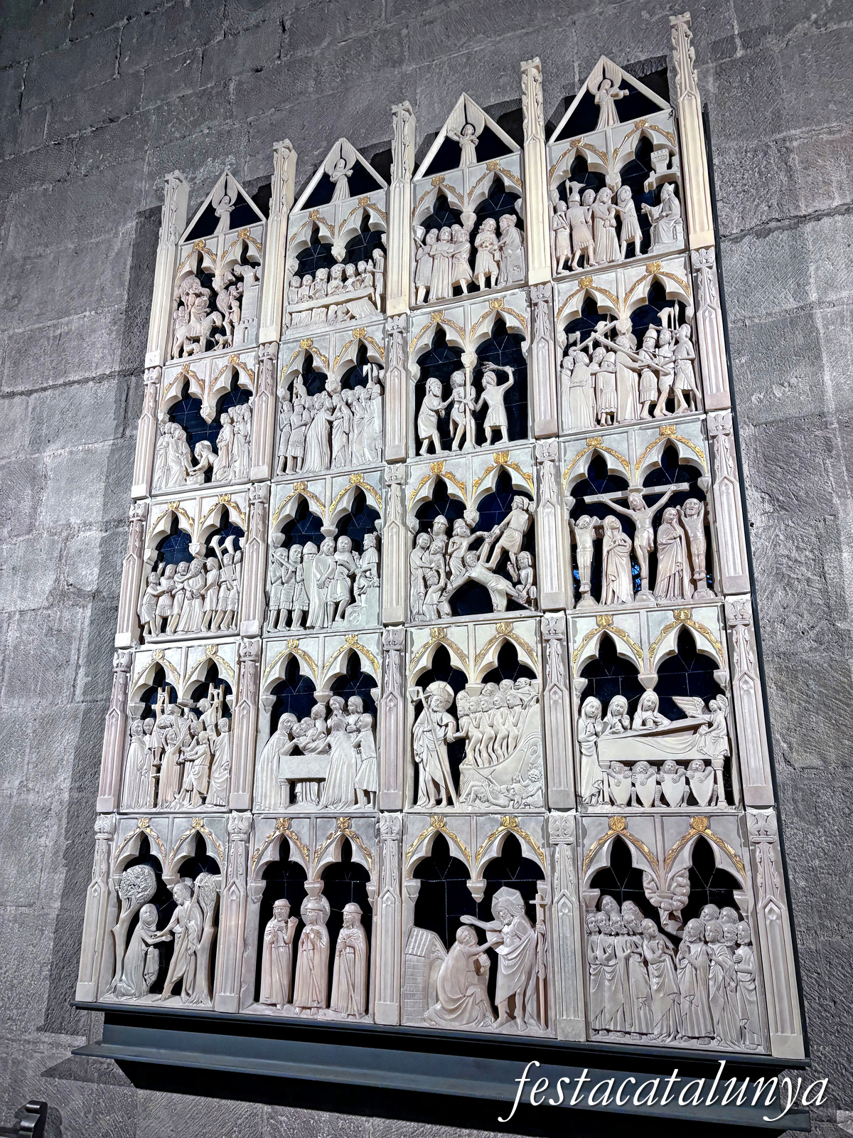 Sant Joan de les Abadesses - Retaule de la Passió de l'església del monestir  