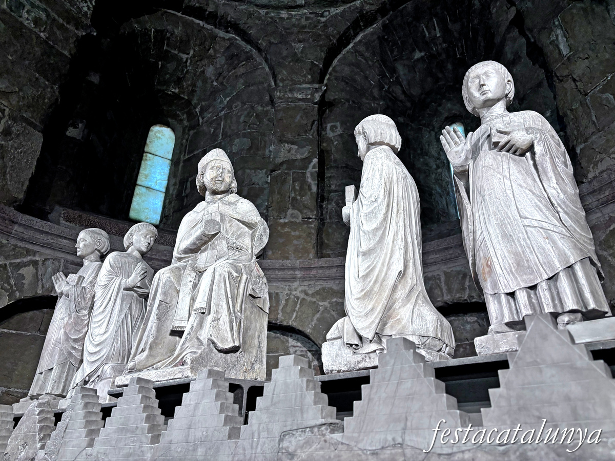 Sant Joan de les Abadesses - Retaule de Sant Agustí de l'església del monestir