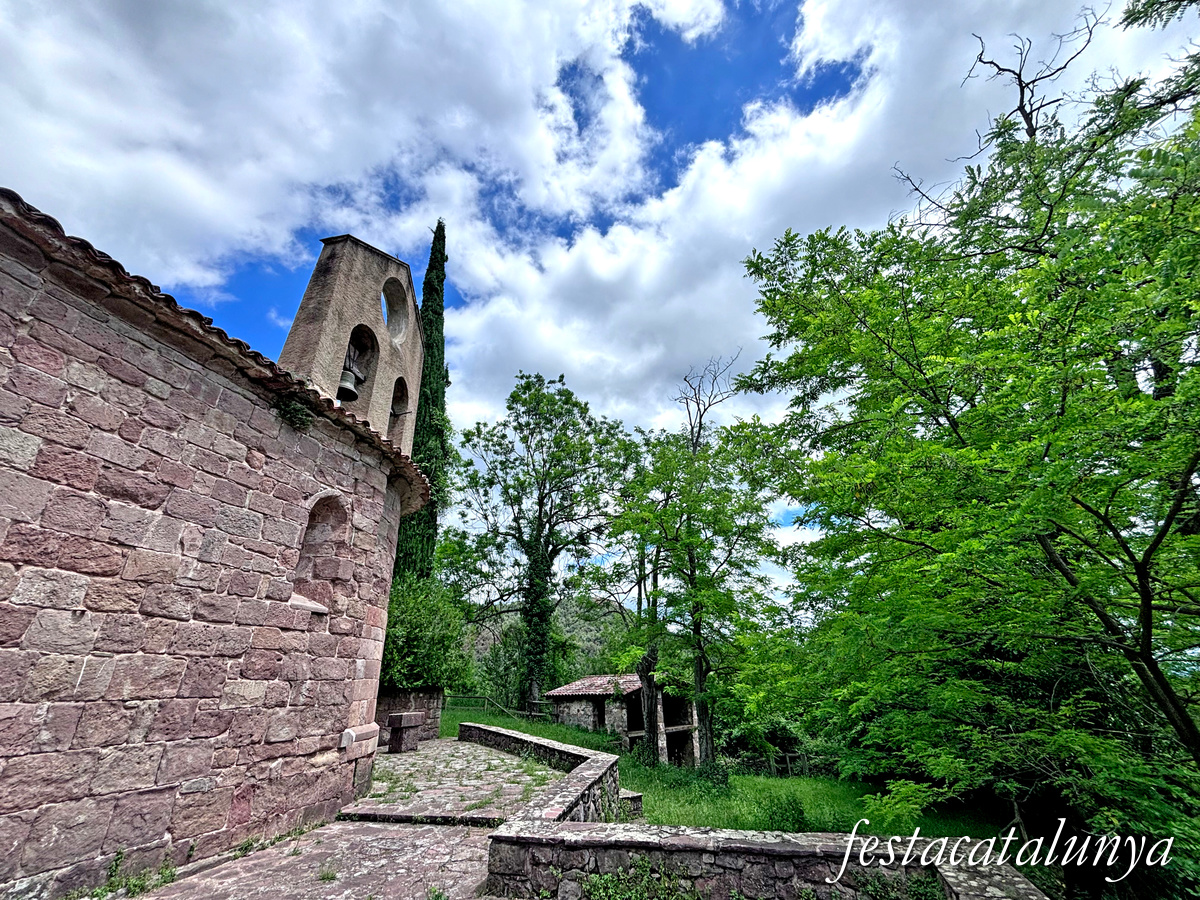 Sant Joan de les Abadesses - Santa Llúcia de Puigmal 