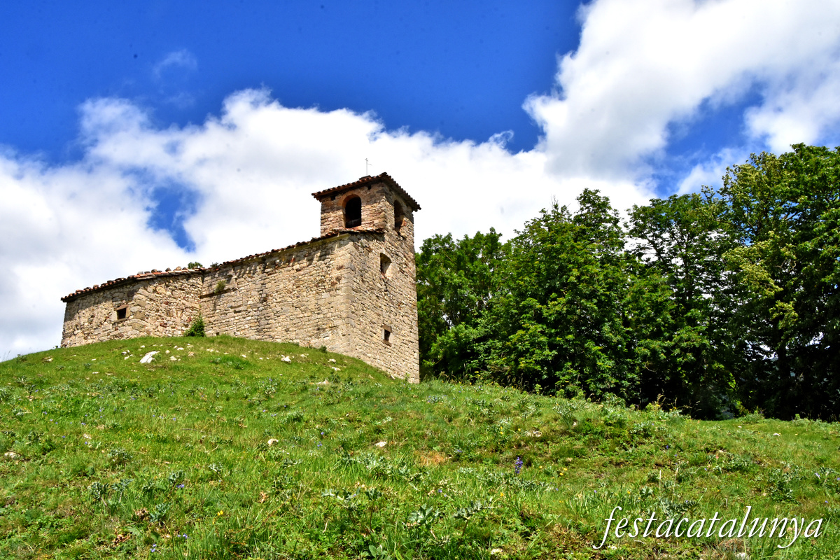 Sant Joan de les Abadesses - Santa Magdalena de Perella