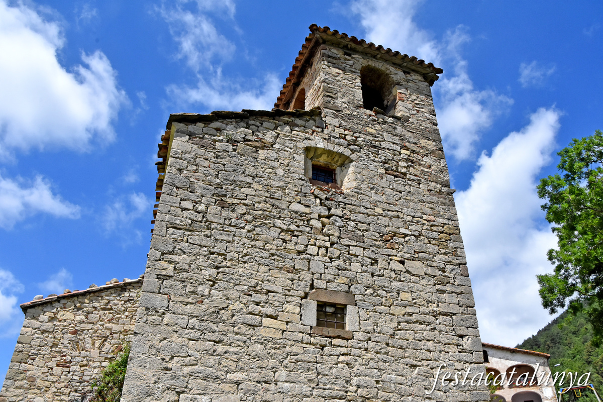 Sant Joan de les Abadesses - Santa Magdalena de Perella