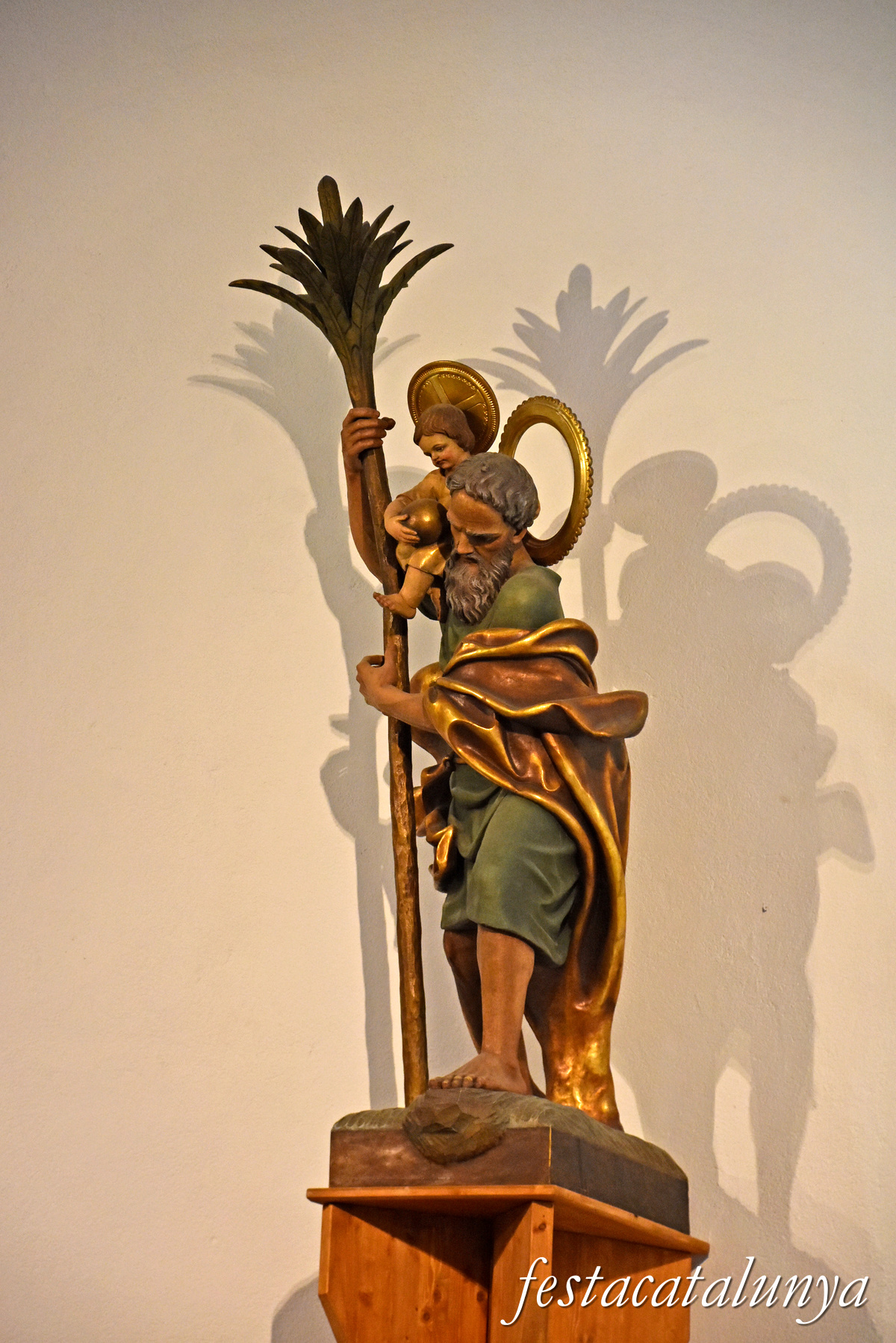 Les Planes d'Hostoles - Església parroquial de Sant Cristòfol