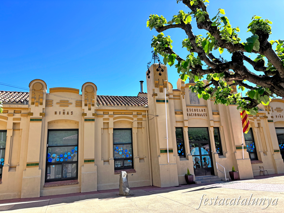 Les Planes d'Hostoles - Escoles Públiques