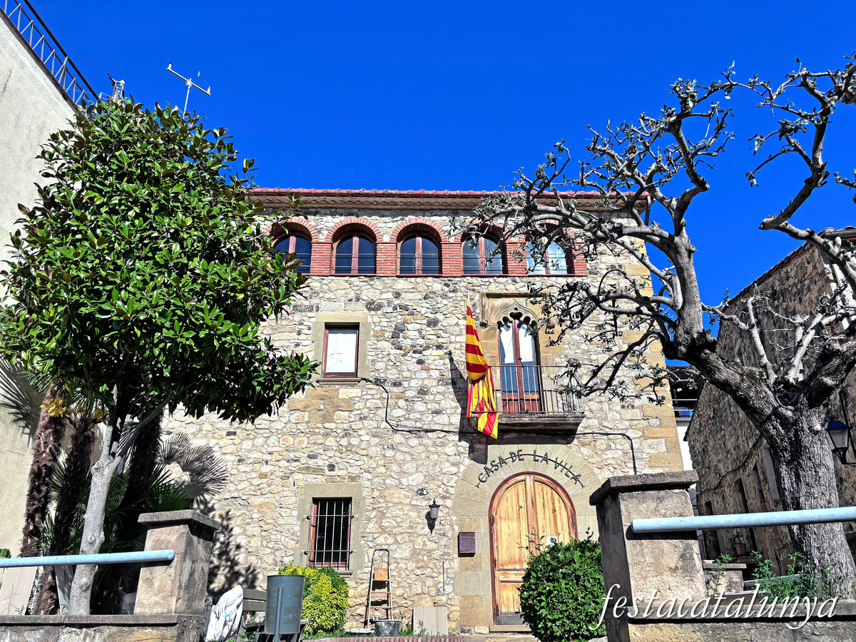 Les Planes d'Hostoles - Ajuntament