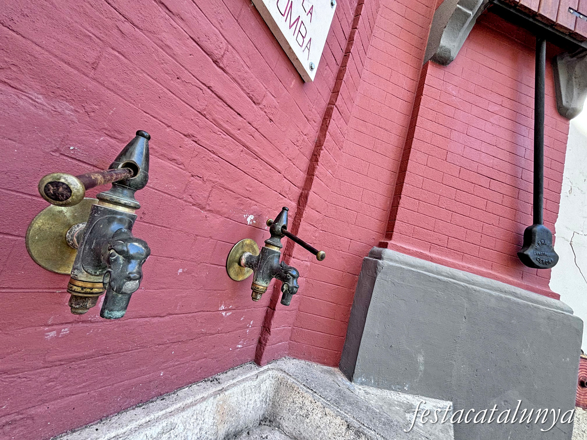 Les Planes d'Hostoles - Font de la Bomba