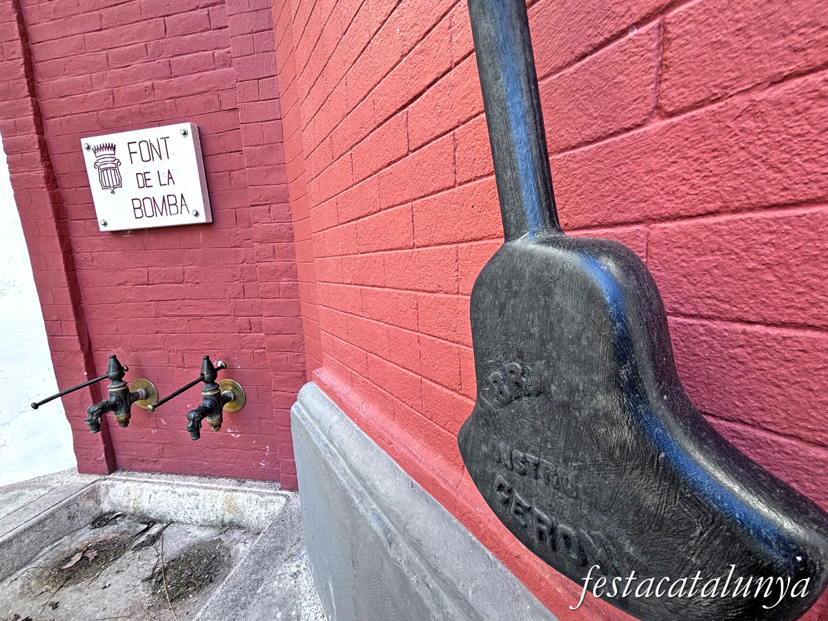 Les Planes d'Hostoles - Font de la Bomba