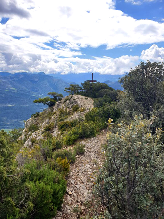 Organyà - Ermita i muntanya de Santa Fe (Foto: Ajuntament) 