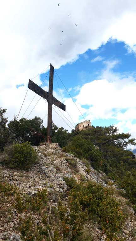 Organyà - Ermita i muntanya de Santa Fe (Foto: Ajuntament) 