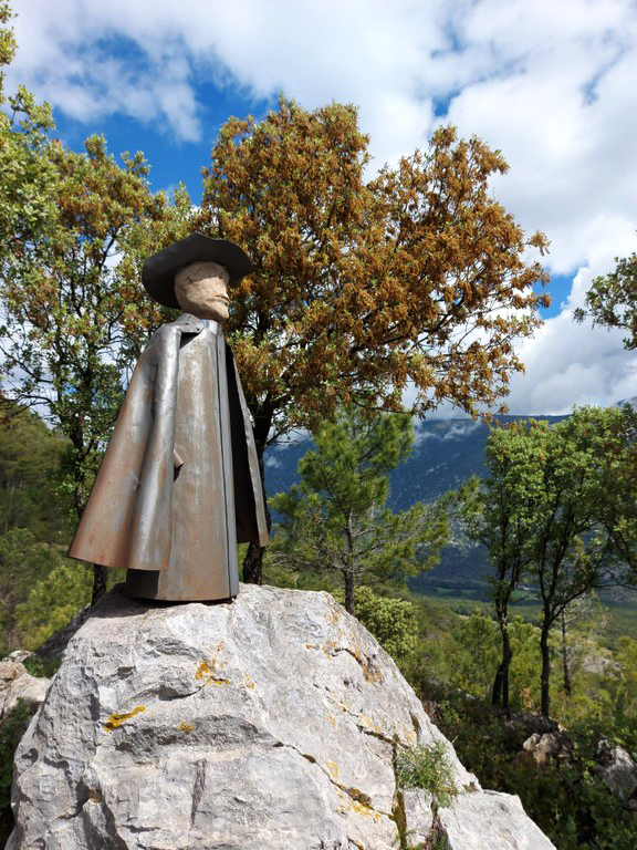 Organyà - Ermita i muntanya de Santa Fe (Foto: Ajuntament)