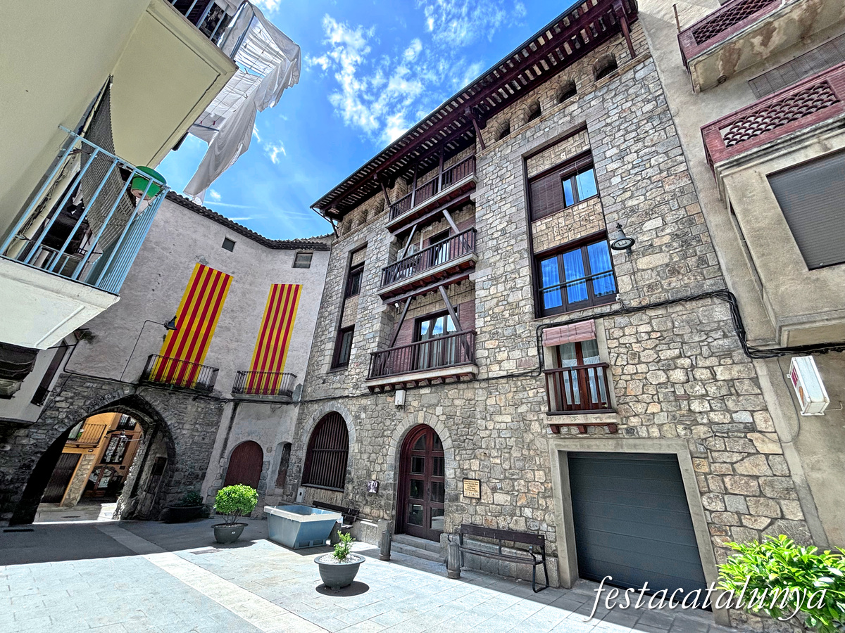 Organyà - Muralles i portals 