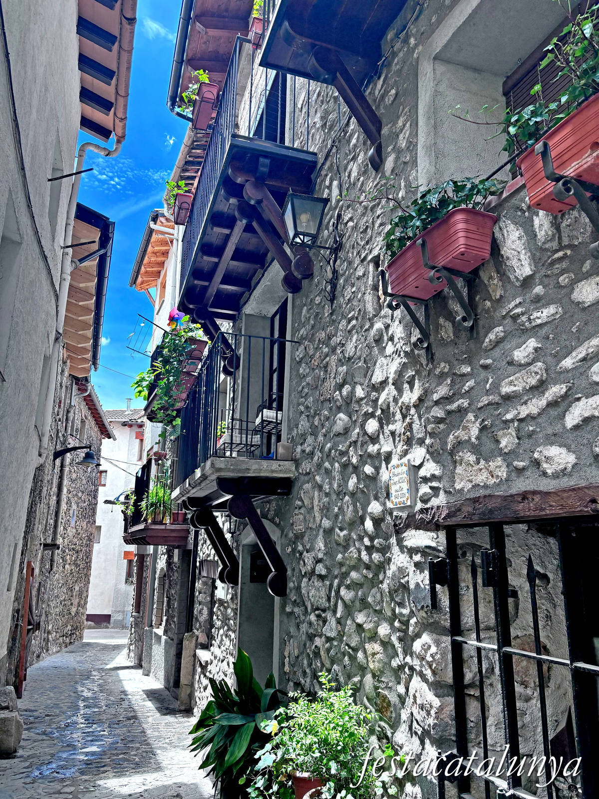 Organyà - Passejada pel nucli històric