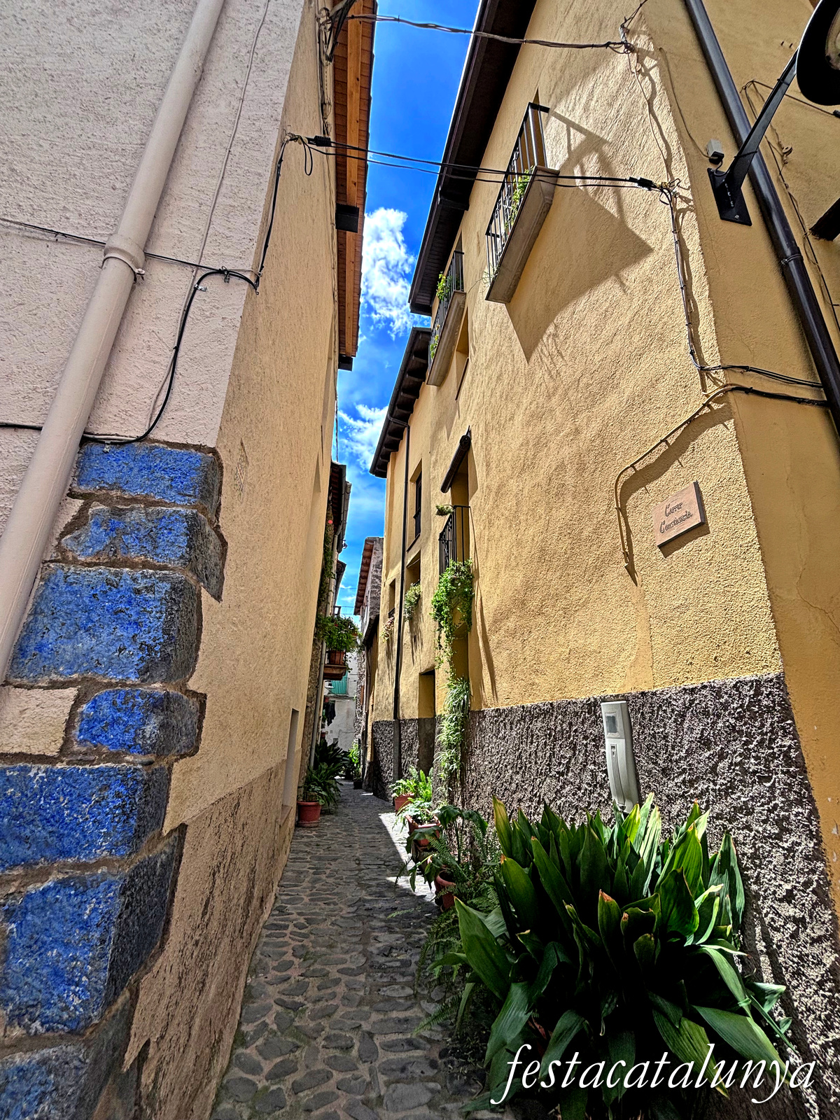 Organyà - Passejada pel nucli històric 