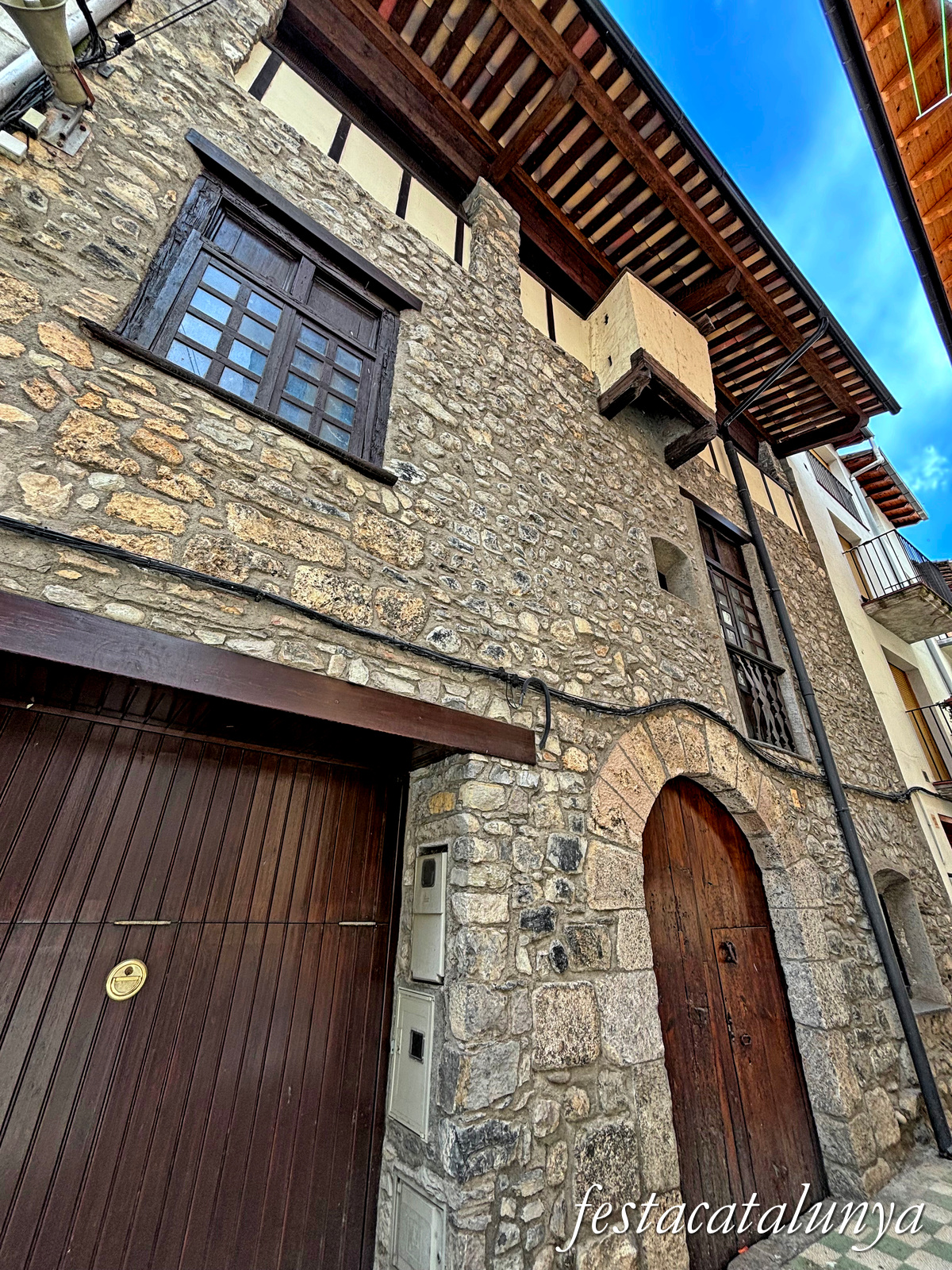 Organyà - Passejada pel nucli històric - Barbacana 