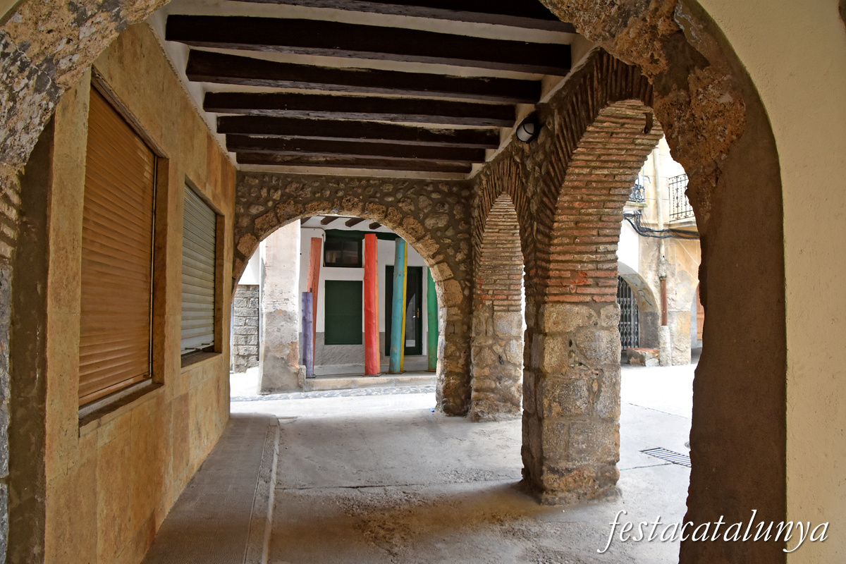 Organyà - Porxades del nucli històric 