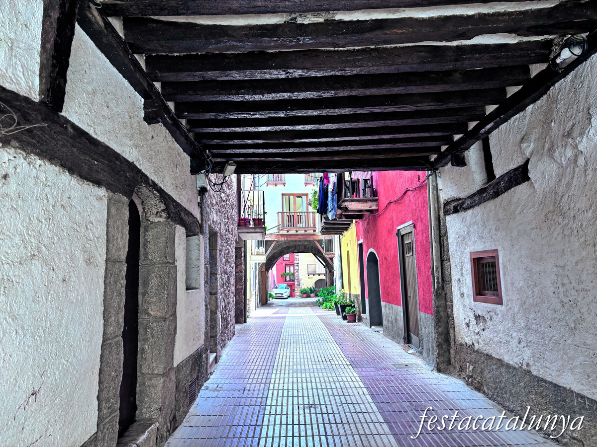 Organyà - Porxades del nucli històric 