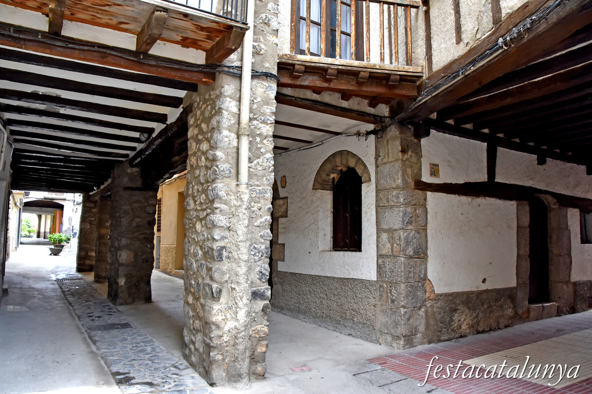 Organyà - Porxades del nucli històric 