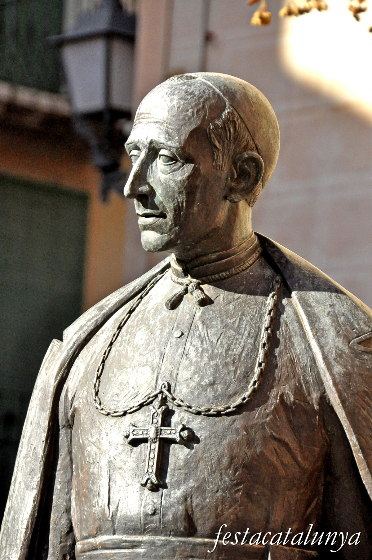 Cambrils - Escultures urbanes - Monument al Cardenal Vidal i Barraquer 