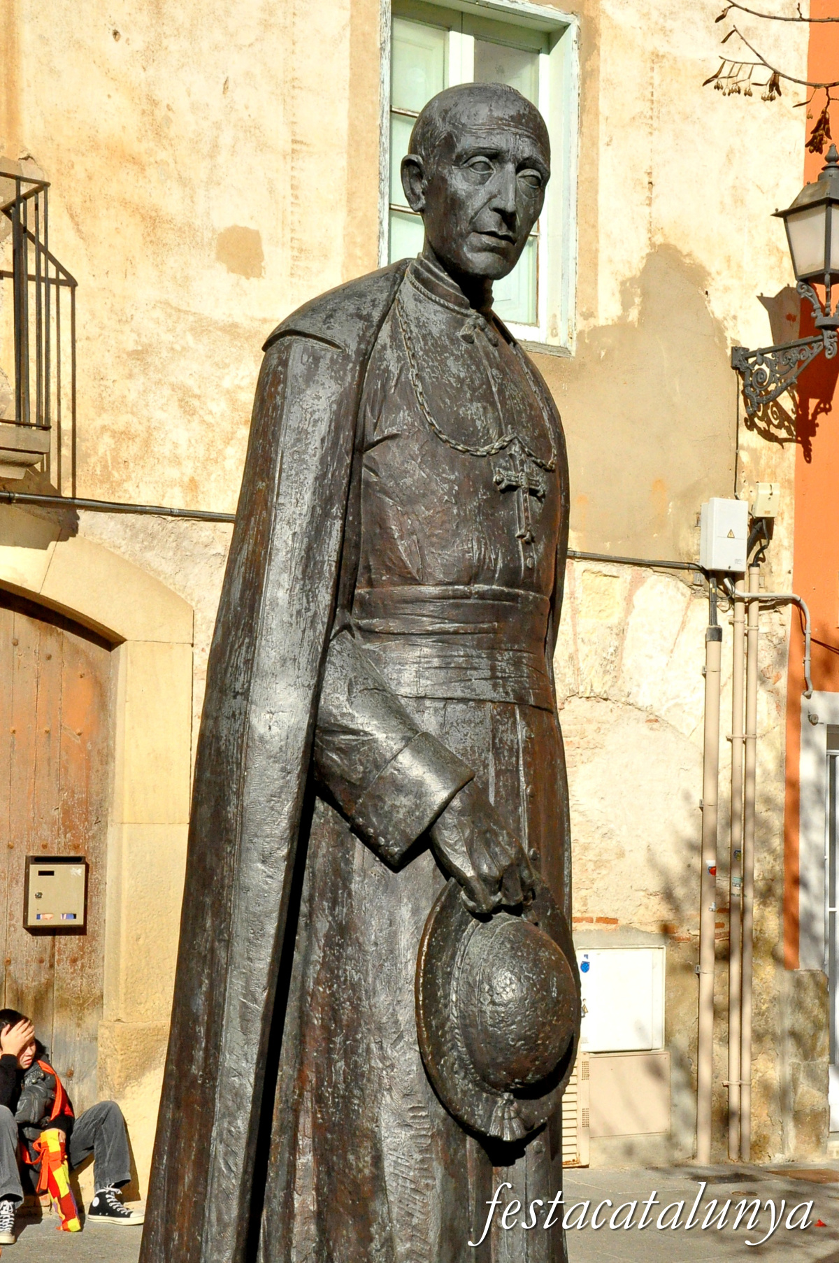 Cambrils - Escultures urbanes - Monument al Cardenal Vidal i Barraquer 