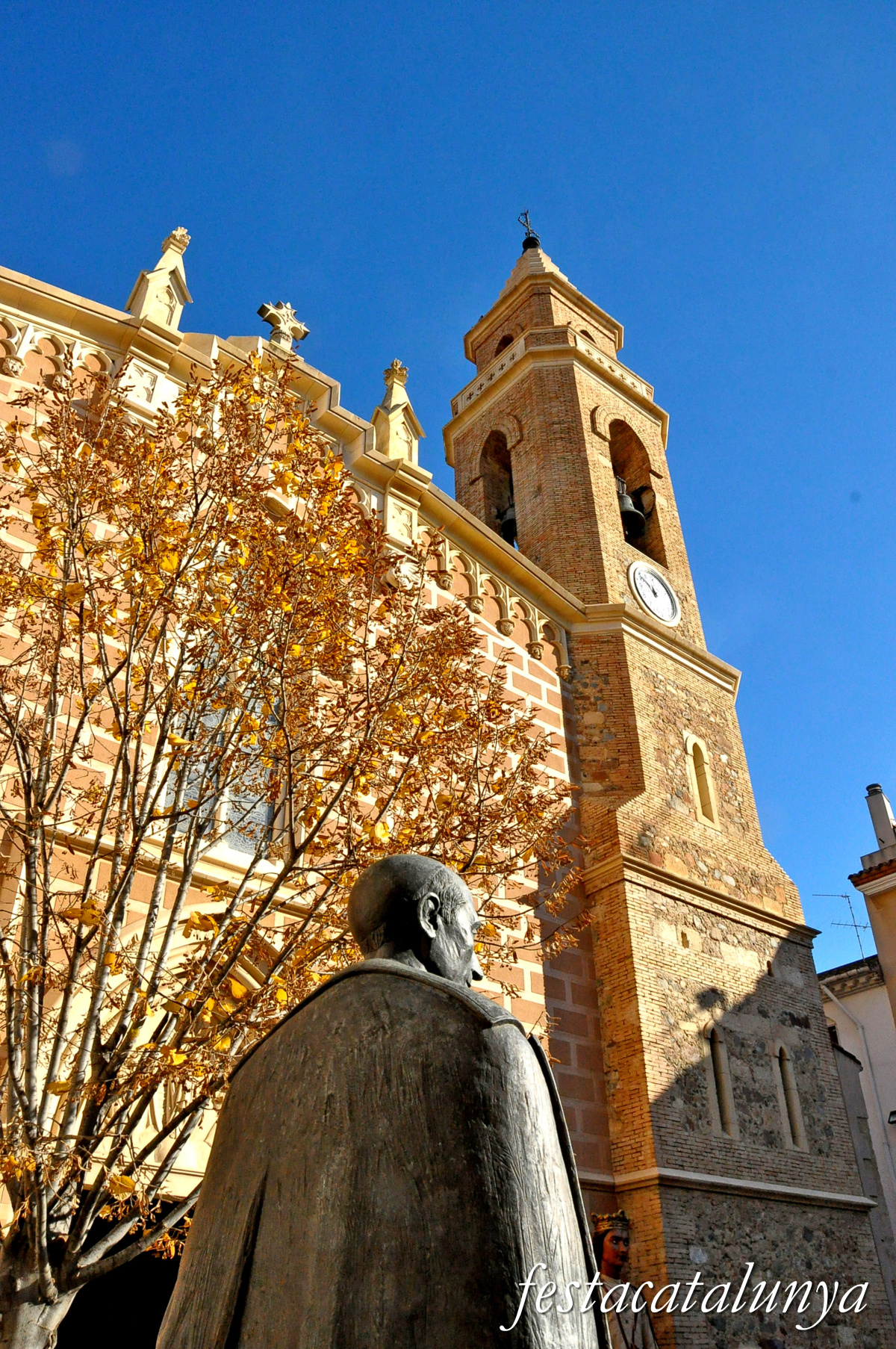 Cambrils - Escultures urbanes - Monument al Cardenal Vidal i Barraquer