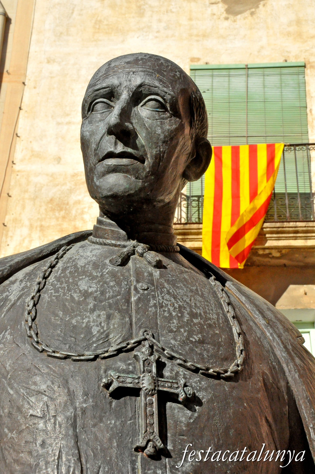 Cambrils - Escultures urbanes - Monument al Cardenal Vidal i Barraquer 