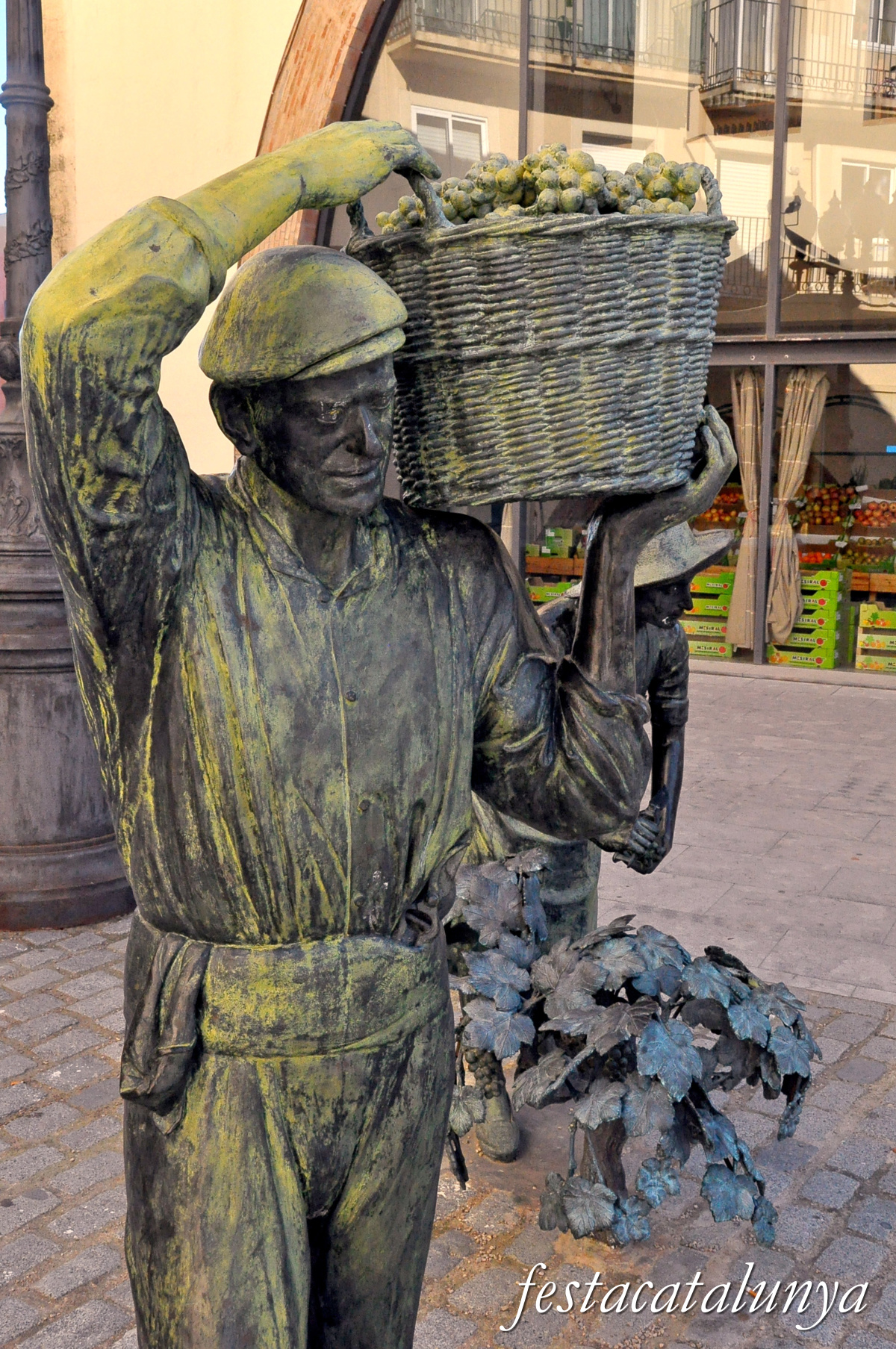 Cambrils - Escultures urbanes - Pagesos veremant 