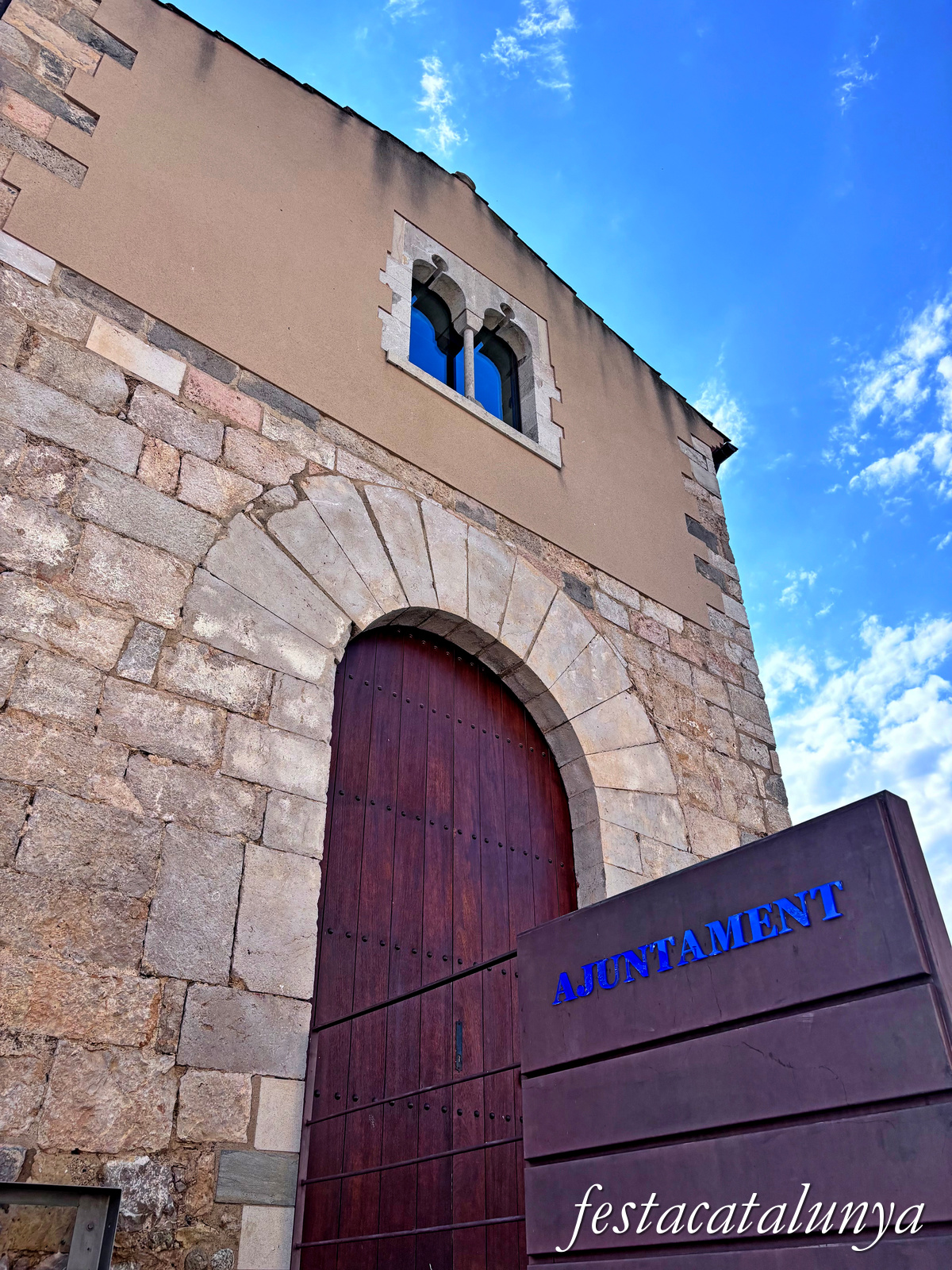 Vila-sacra - Castell-Palau de l'Abat 