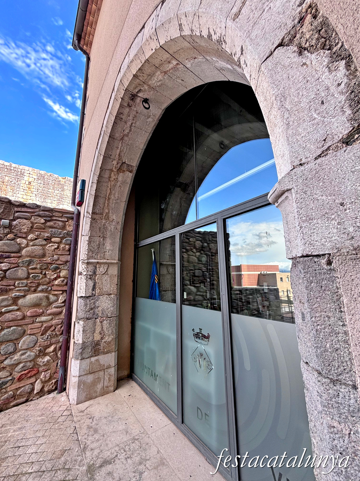 Vila-sacra - Castell-Palau de l'Abat