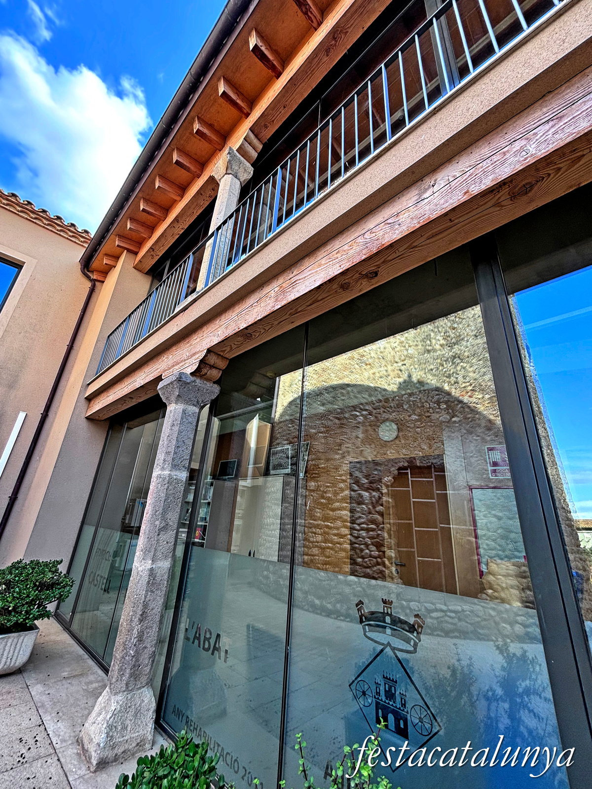 Vila-sacra - Castell-Palau de l'Abat