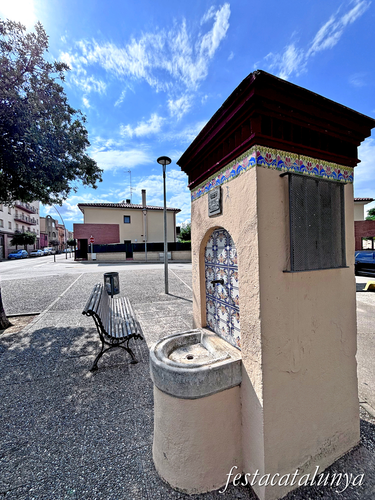 Vila-sacra - Font pública