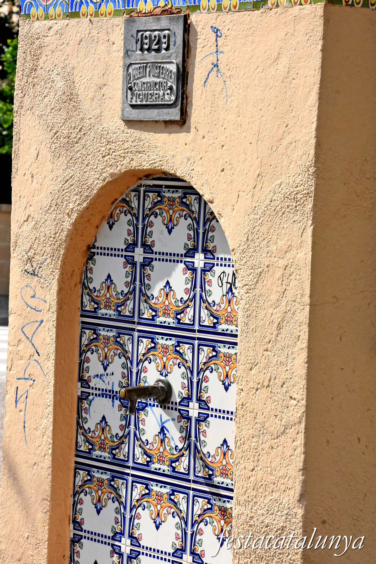 Vila-sacra - Font pública 