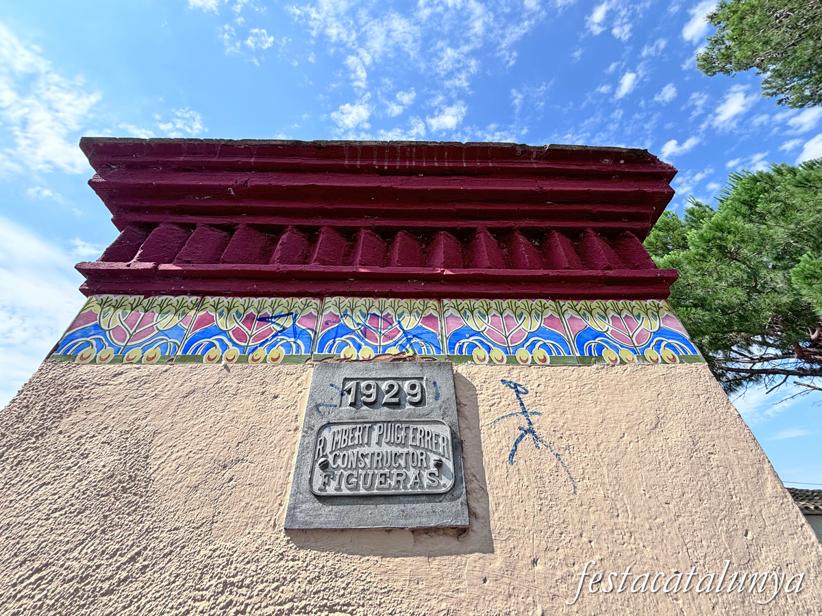 Vila-sacra - Font pública 