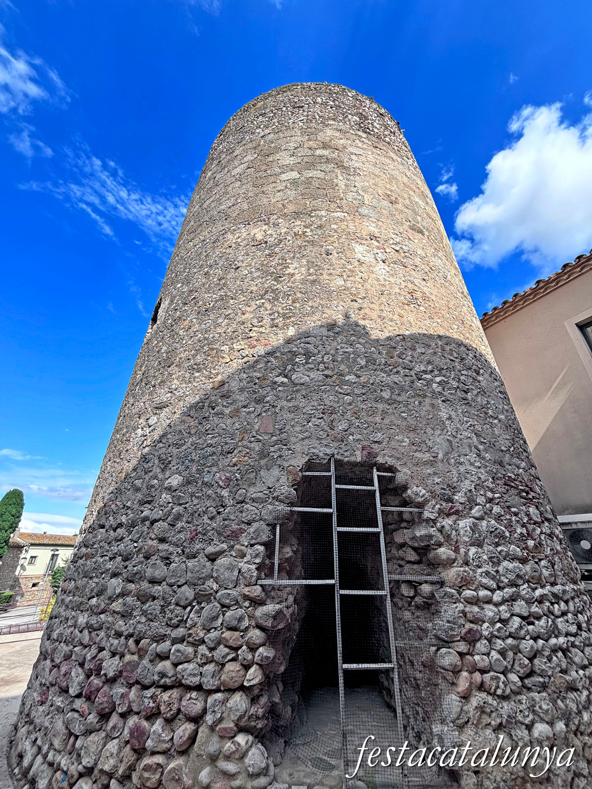 Vila-sacra - Torre del castell 