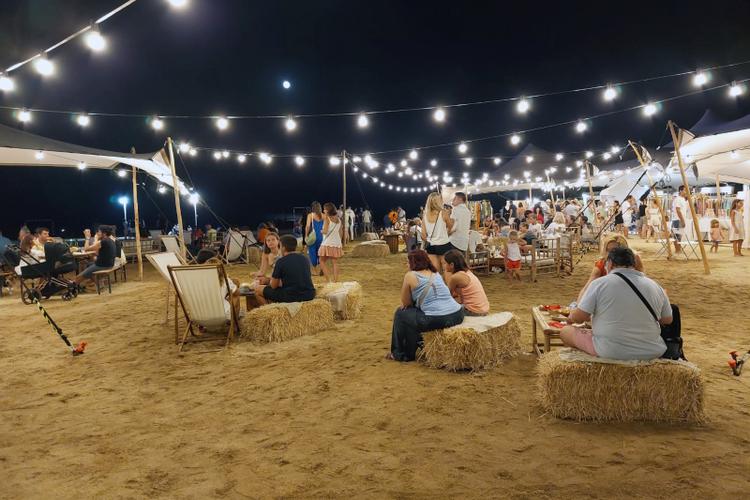 Santvi Market a Sant Vicenç de Montalt