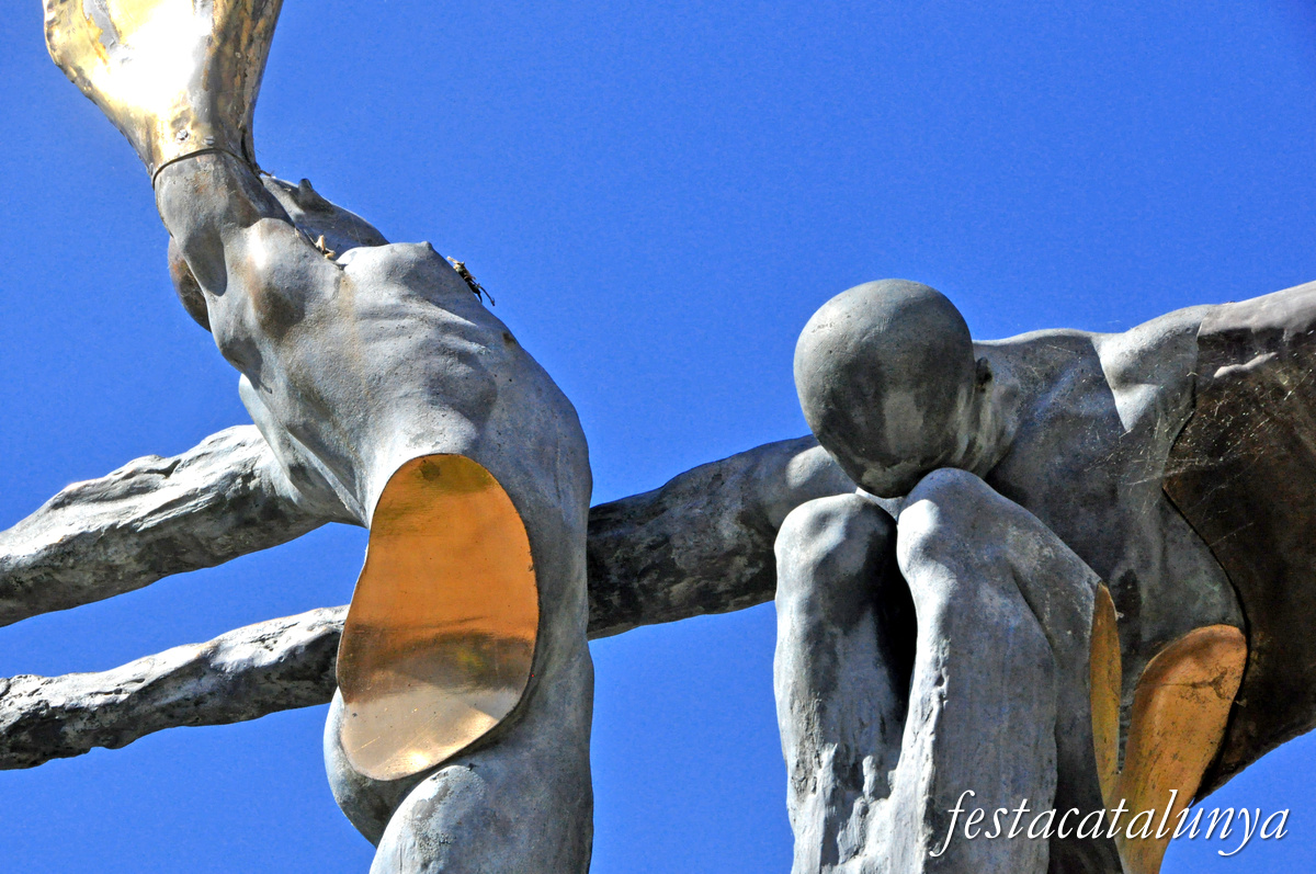 Vallromanes - Escultura l'Alba i el Capvespre 