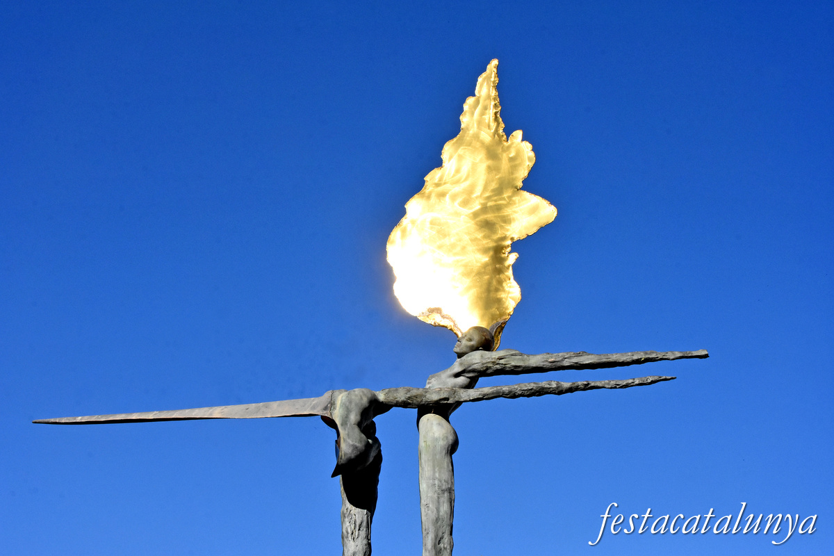 Vallromanes - Escultura l'Alba i el Capvespre