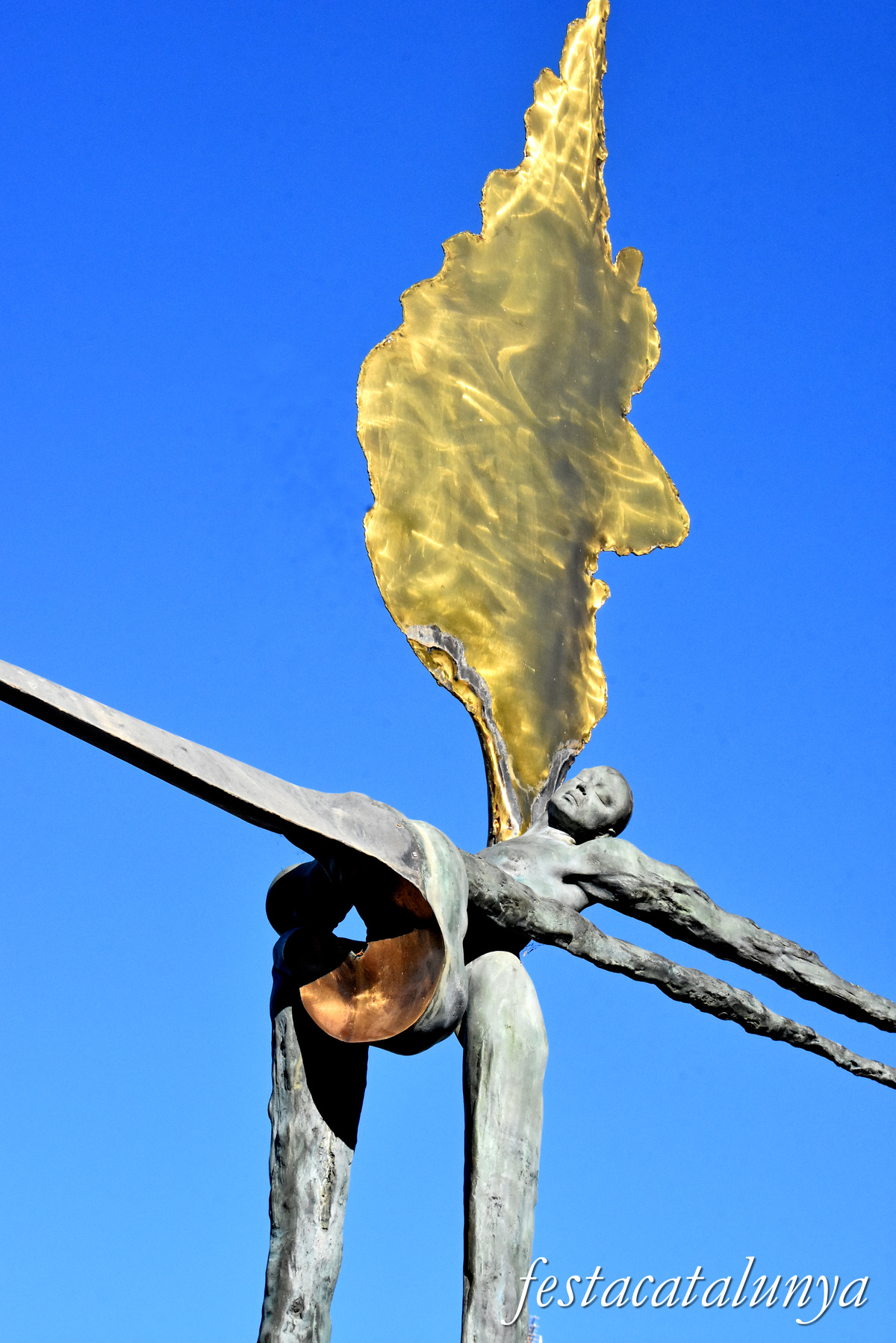 Vallromanes - Escultura l'Alba i el Capvespre