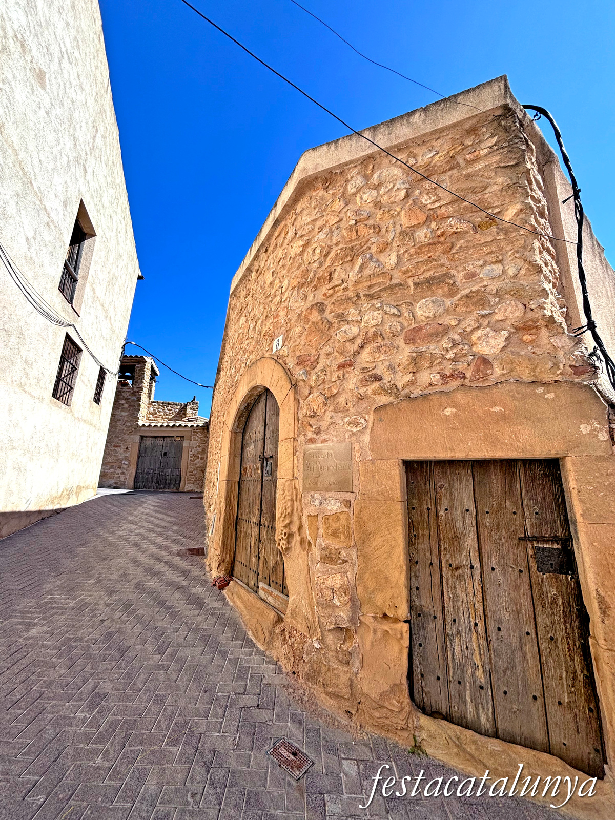 Prat de Comte - Forn Morruno i destil·leria