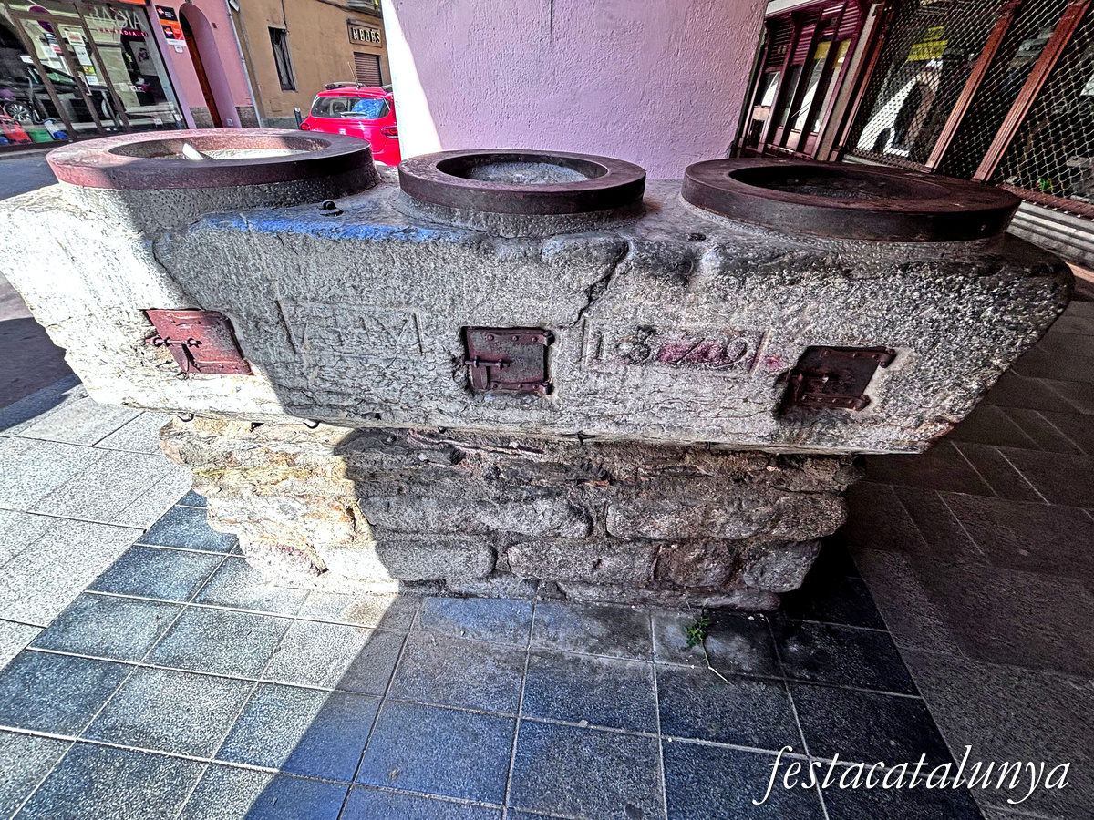 La Seu d'Urgell - Carrer Major - Mesures de la Bladeria