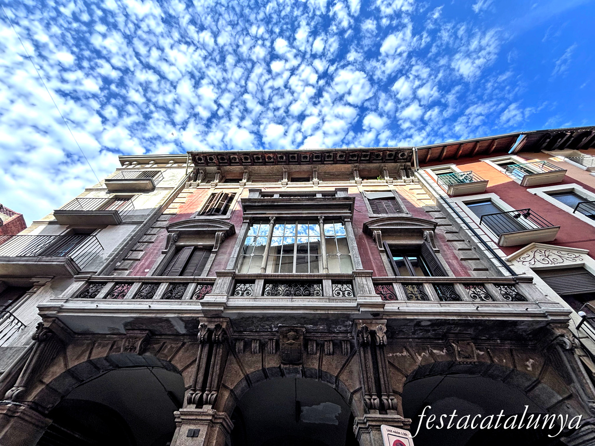 La Seu d'Urgell - Carrer Major - Ca Don Llorenç