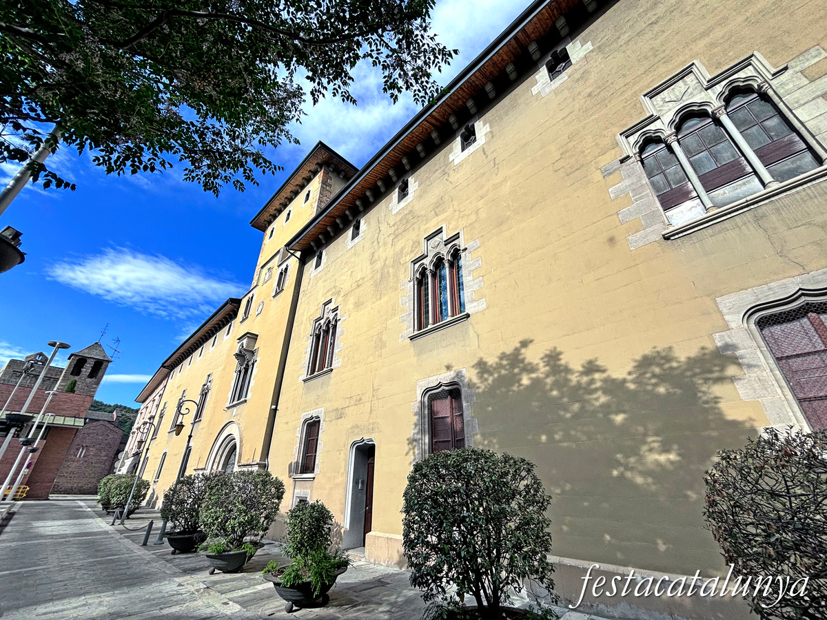 La Seu d'Urgell - Palau Episcopal de l'Urgell