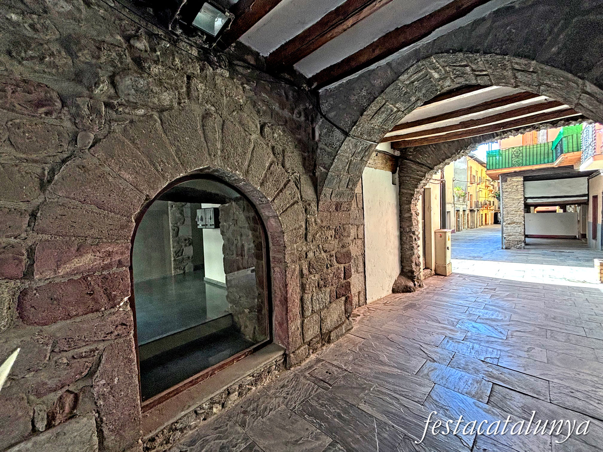 La Seu d'Urgell - Portal Vell d'Andorra