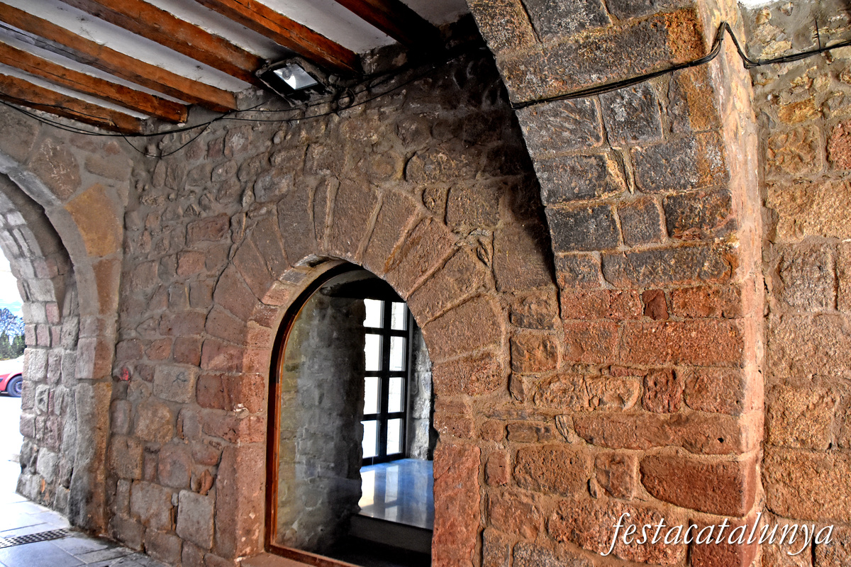 La Seu d'Urgell - Portal Vell d'Andorra