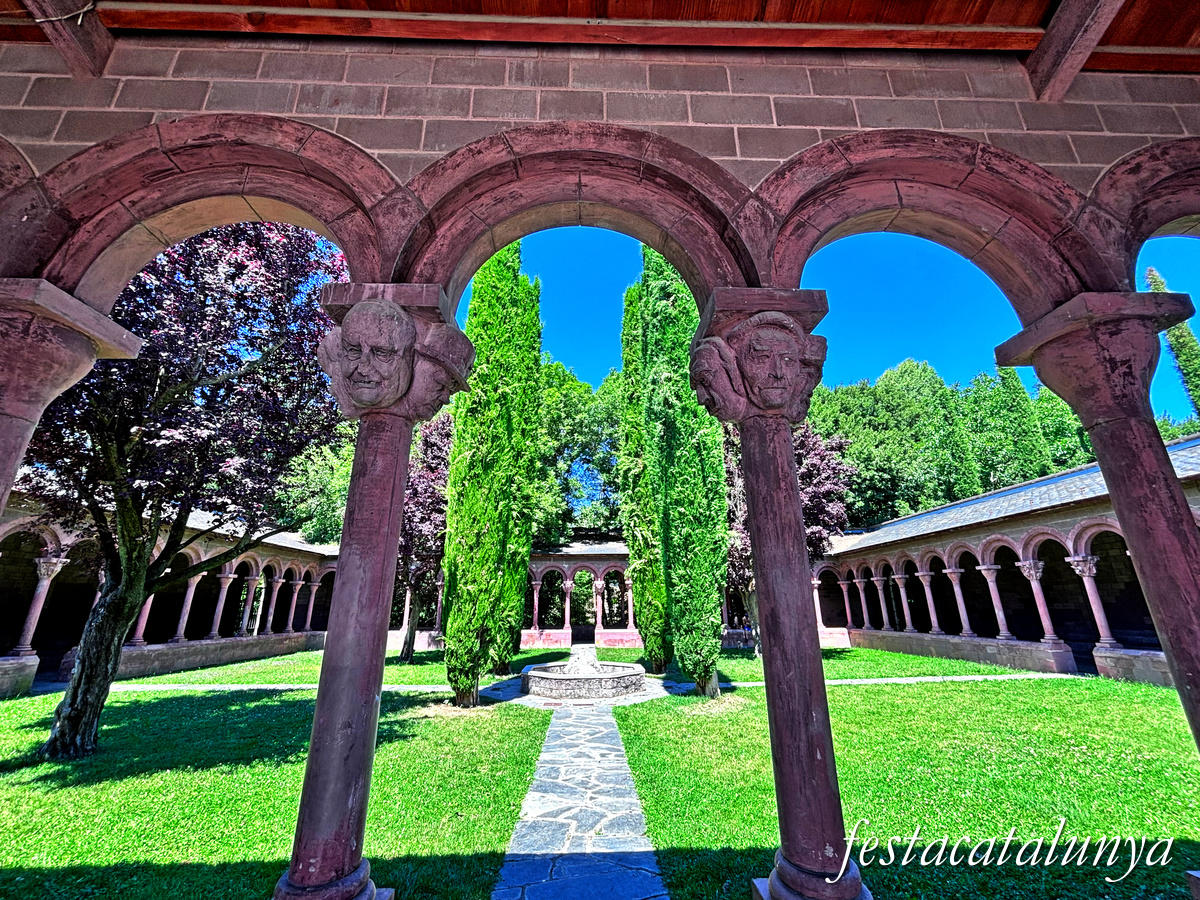 La Seu d'Urgell - Parc del Valira i claustre de Racionero 