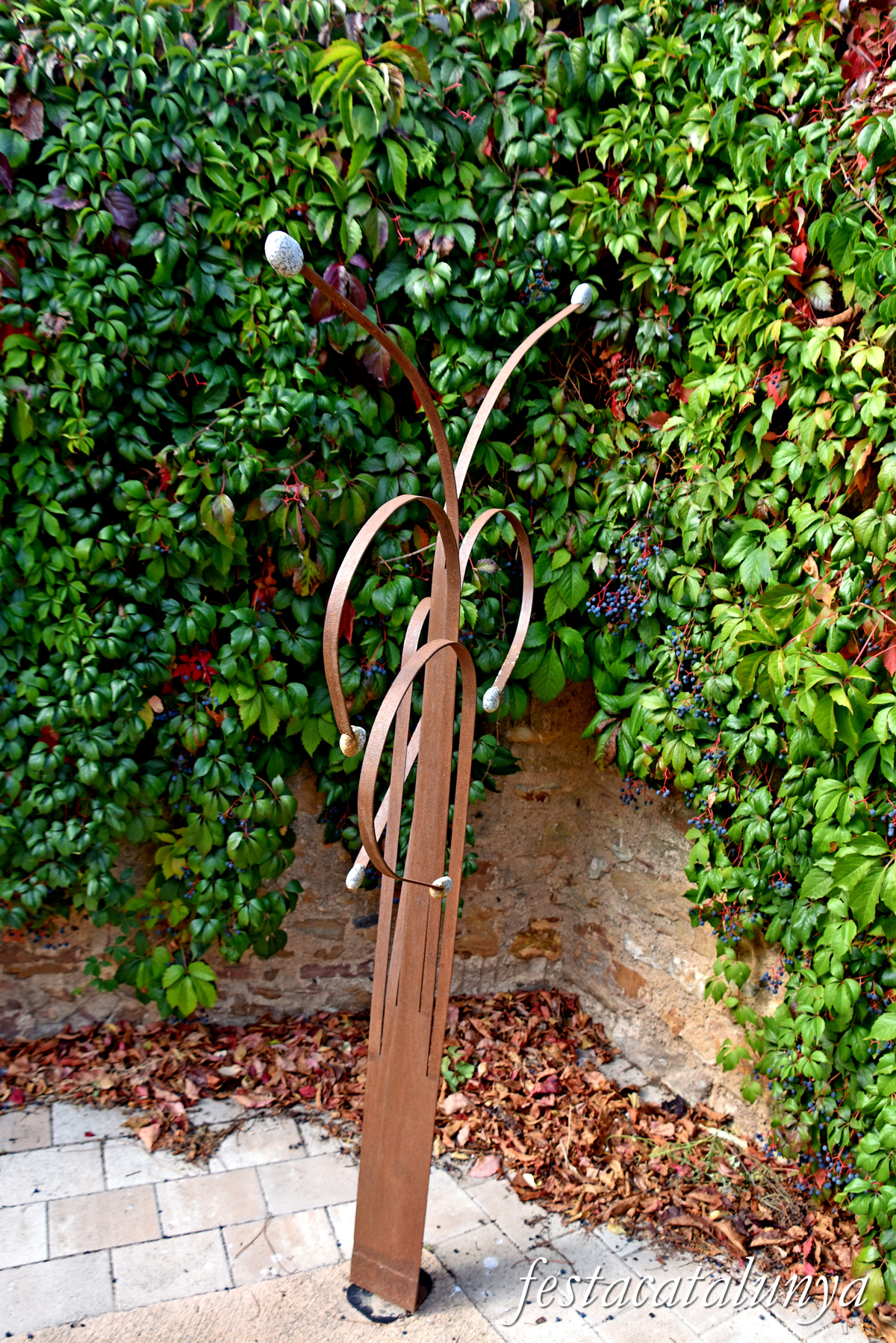 Fontanilles - Escultures de Josep Coll a Llabià 