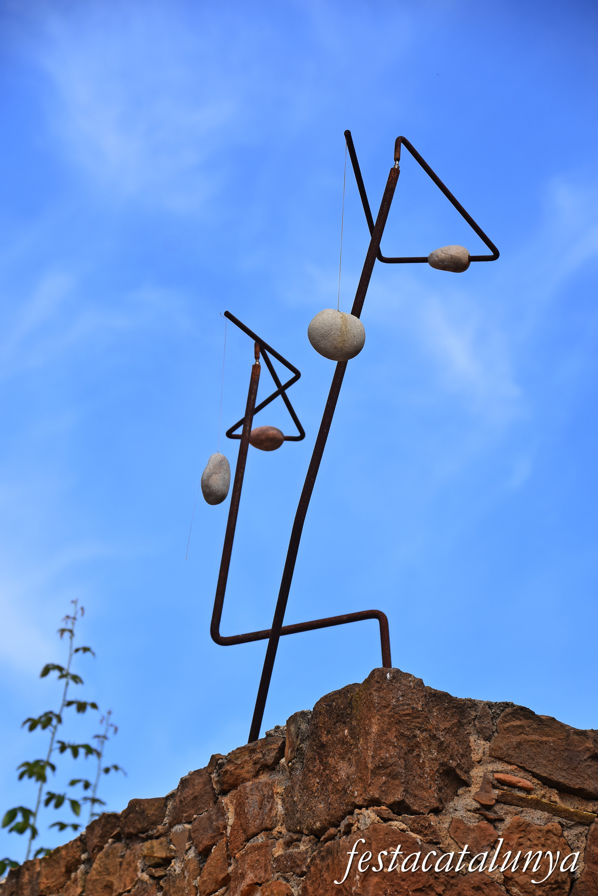 Fontanilles - Escultures de Josep Coll a Llabià 